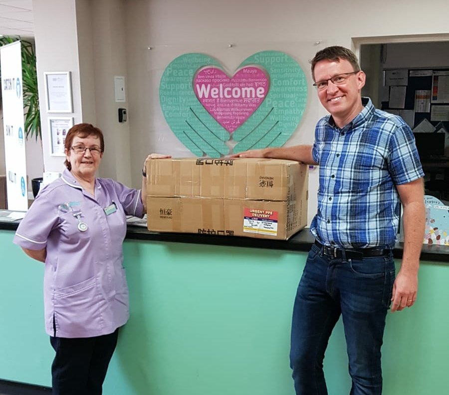 Special thanks to <a href="/SaddRT558/">Saddleworth RT 558</a> who got in touch about urgent PPE shortages at <a href="/KershawsHospice/">Dr Kershaw's Hospice</a>, meaning we were able to get 1000 KN95 masks to their amazing care team.

NHS Hero Support - Lifeline for the Frontline.

Do your bit and donate today:
gofundme.com/f/nhs-heroes-s…