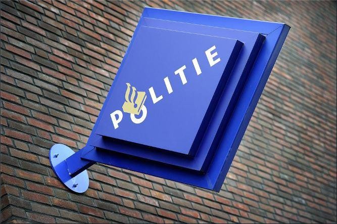 Jongen doet poging tot overval snackbar in Hilversum..