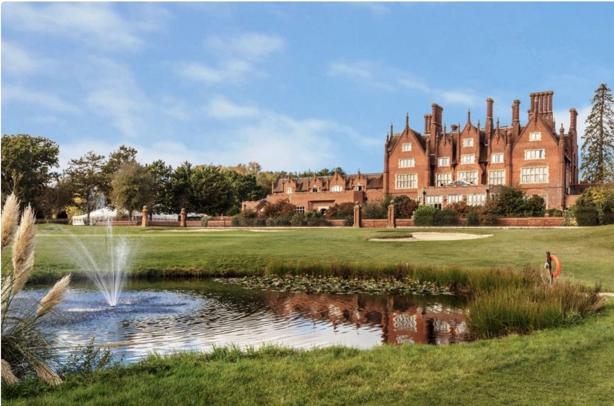 BorrowmyGarden's tweet photo. #NewListingAlert
#OutsideEventSpace
#Norfolk
150 acres of woodland and 16 acres of grassland at your disposal for weddings, special occasions or corporate team building events.
Especially good for golfers...
https://t.co/rFeYNQIN2y https://t.co/hqgVoRtYbx