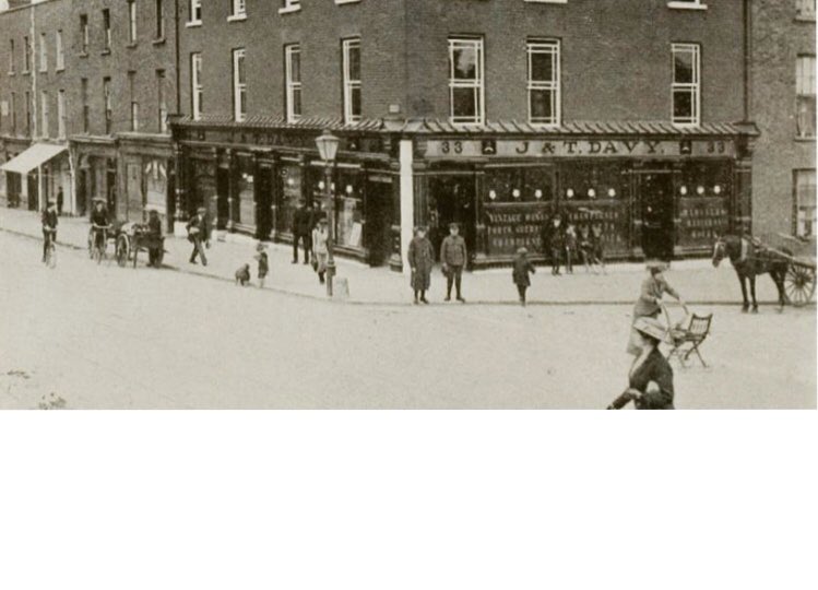 9/ & was given another to take to Commandant Mallin. The soldiers from Portobello barracks were sent out twice on Monday to attack our position. The first was at noon ... [but] they were fired on from the roof of Davy’s public house ... a number of soldiers fell.  #doingmybit1916