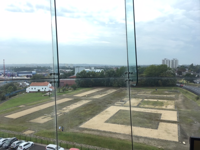 GudrunLauret's tweet photo. Continuing our exploration of #TWAM sites, today we're @SegedunumFort. I'm cheating slightly by resharing my #TPHP #blog: https://t.co/1oKg2ZdFBM @Port_of_Tyne @TWAMmuseums @visitneengland #history #heritage #culture #visitnortheast #travel https://t.co/yzBlC0liMz