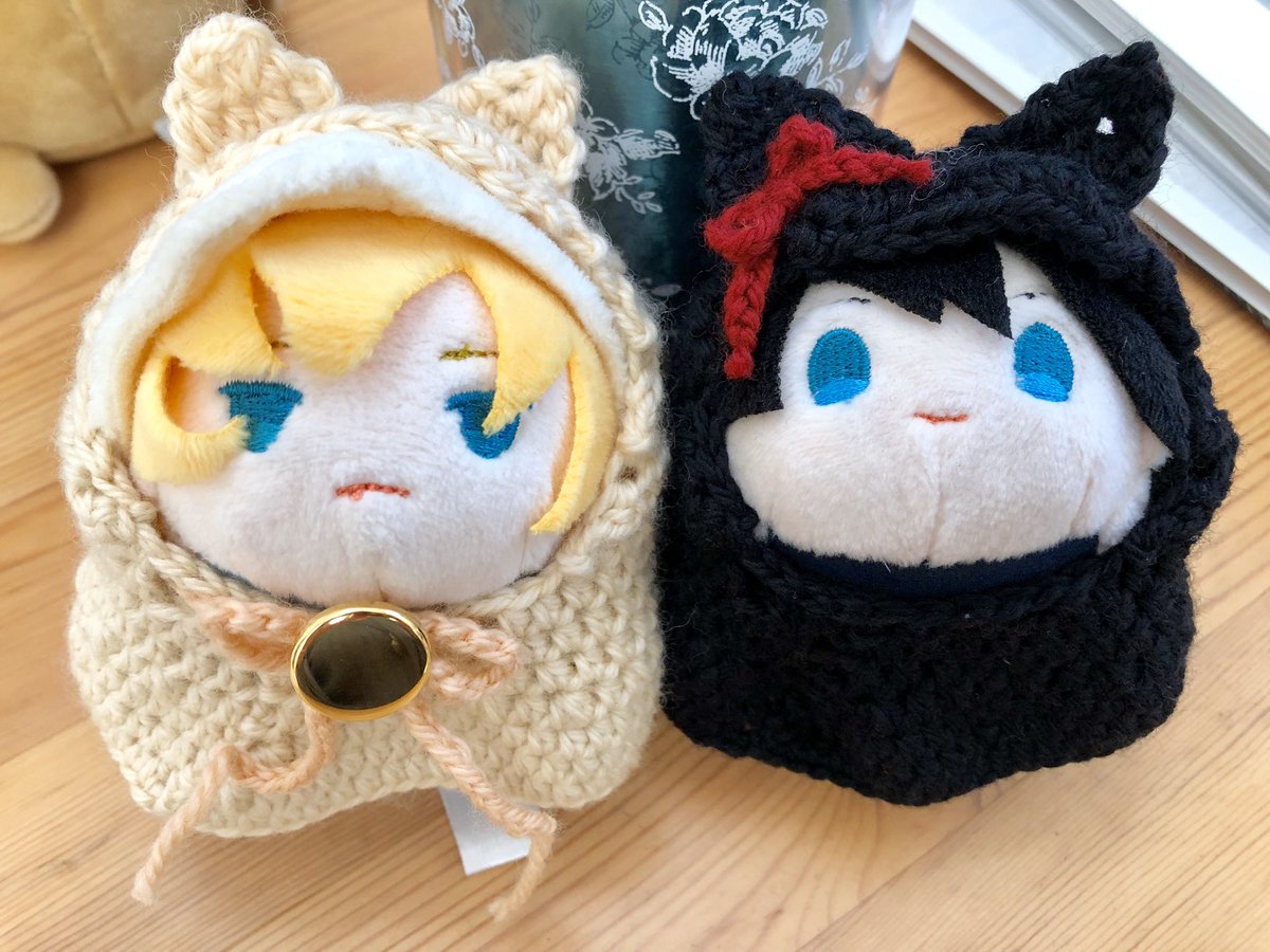 梨香 編み物記録 編み物おすすめですよー あっという間に時間が過ぎ去っていきますし 色んな実用的な小物とかウェアが出来上がりますし ˇwˇ 動画解説もたくさんあるので初心者も安心 個人的お気に入り作品色々 おうちで過ごそう