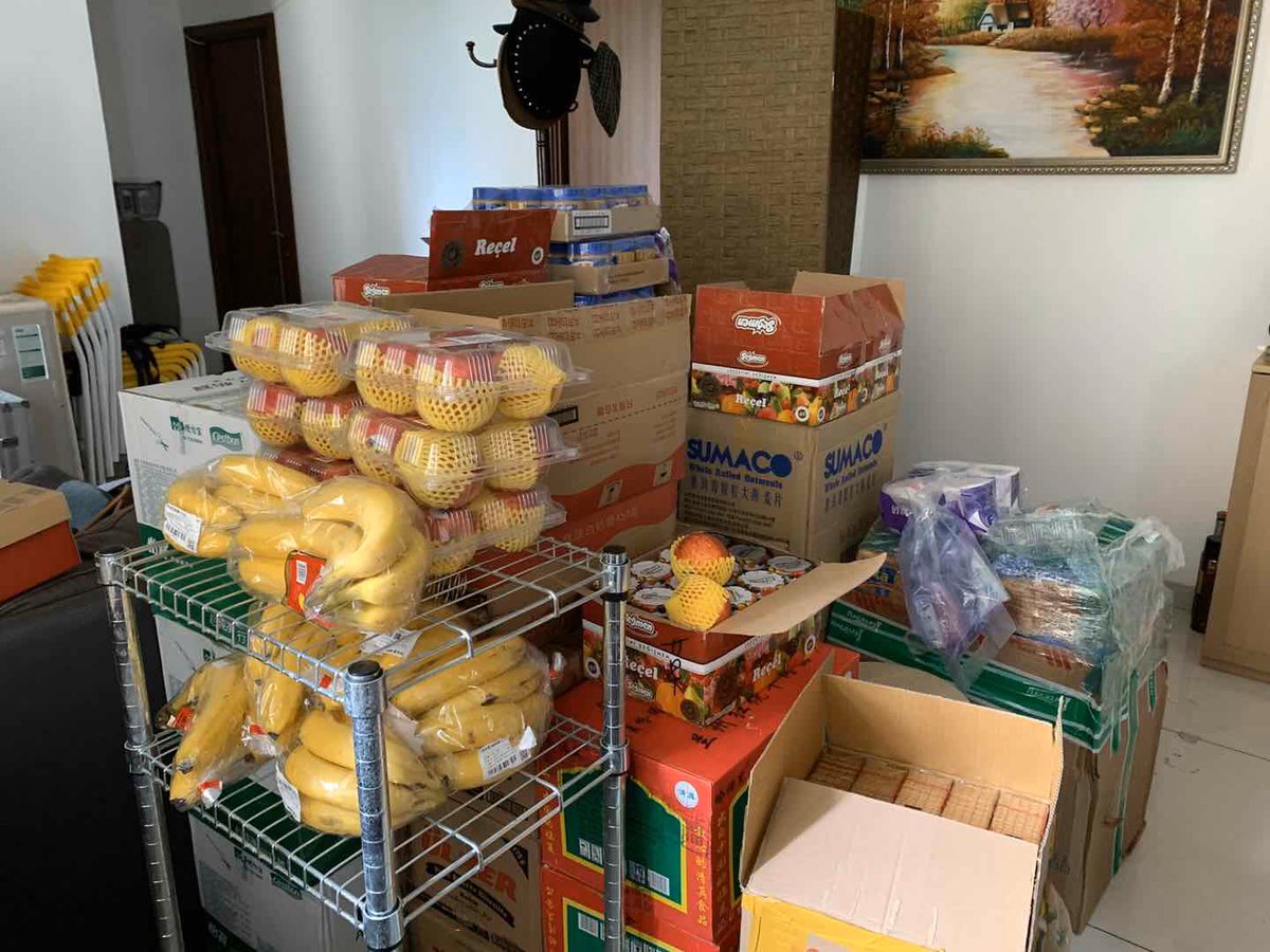 HeatherleePSU's tweet photo. Local volunteers are on the move to support the African communities being affected in #Guangzhou. Glad to see a light in the current situation and I believe this experience will inspire meaningful conversations and actions to facilitate a more balanced China-Africa relationship. https://t.co/aGkJ1TgzRG