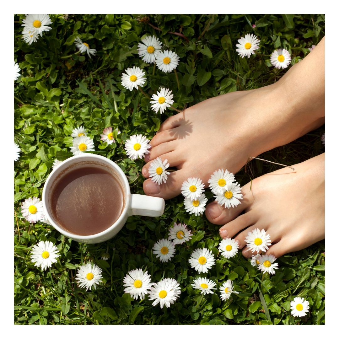 sourceofluxury's tweet photo. Happy Easter Monday everyone. It's been a weird Easter not seeing our families but we made the best of it. The sun definitely helped. 
What did you get up to?
 #eastermonday #familytime #socialdistancing https://t.co/jxsmzQuUlH