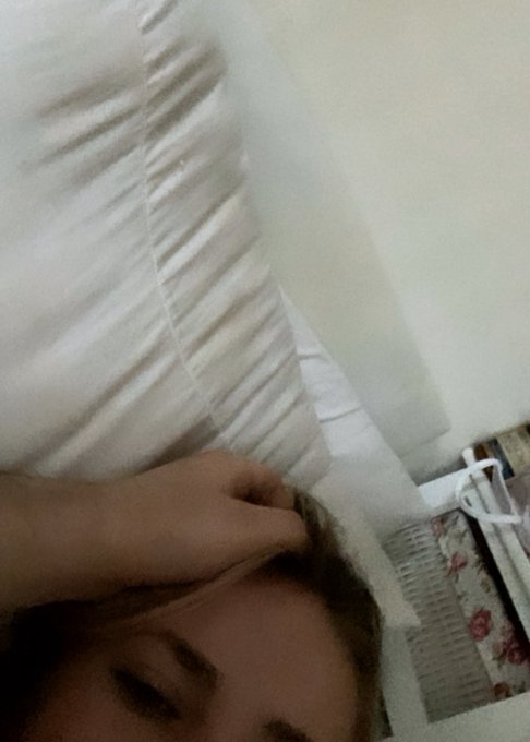 Watch clara's leaked NSFW photo on TwXstars