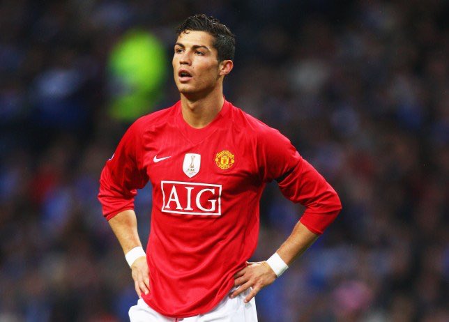  Cristiano Ronaldo is one of the most underrated dribblers of our generation.He’s thought of as a goalscoring box player, but this isn’t the case.A quick thread with the stats that prove this - any likes & shares greatly appreciated.