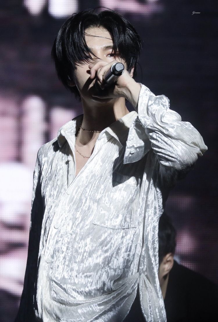 Hwang Hyunjin sweating: a unholy thread