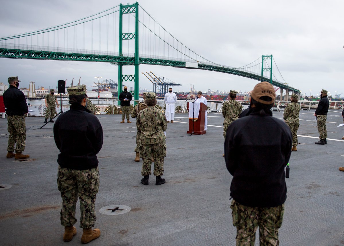 Images dated: 04/12/2020  http://WWW.GEORGE.NEWS USNS Mercy Sailors Observe Easter Sunrise Service on the flight deck.