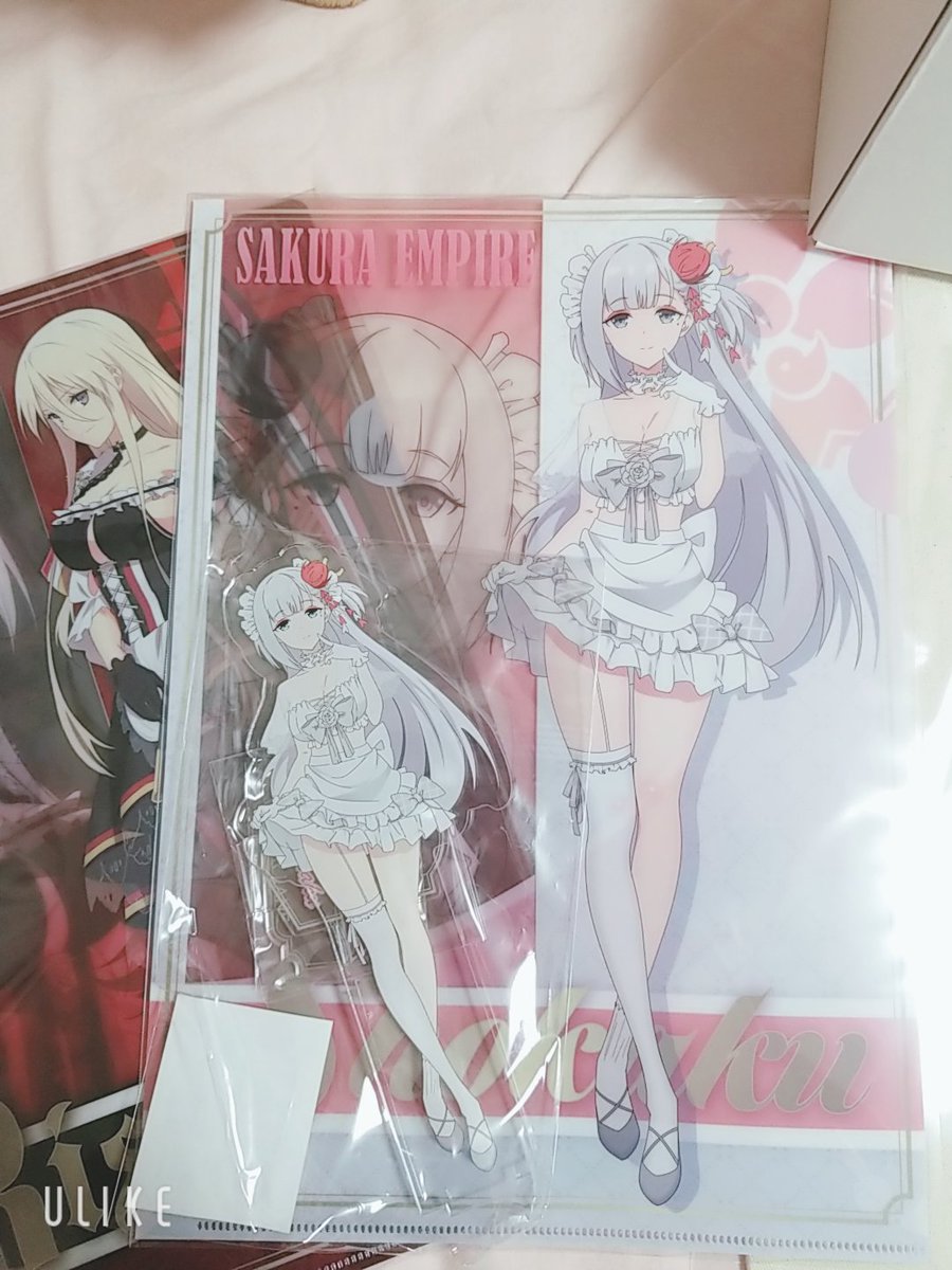 Twitter पर せばすちゃん アズレンpop Up Storeのメイド服グッズ届いちゃーーー 翔鶴端鶴ー T Co Bax7p30gmb Twitter