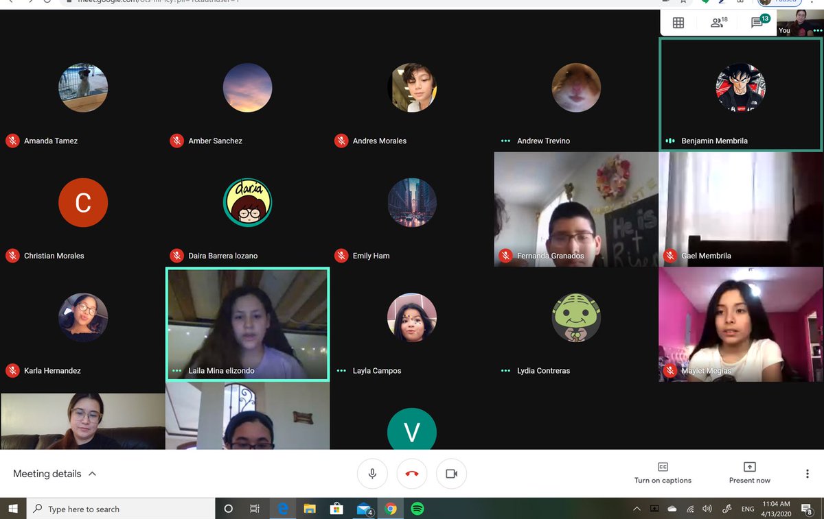 maestra_cavazos's tweet image. Chat topic for today: “How to survive 6th grade” told by my former 5th graders. They gave such wonderful, authentic advice on their own personal experience to my current 5th graders. Such an exciting reunion! @scholarpride @fossumfalconms1 @stallions045 #DualLanguage #GoogleClass