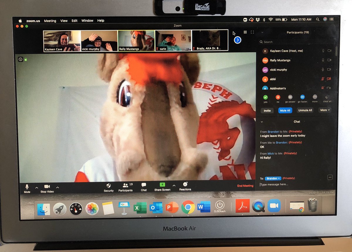 MrsKayleenCave's tweet photo. 5th grade had a special guest during our Zoom session this morning. Rally from the St. Joseph Mustangs joined us and we all had a freeze dance party!! #WEareSJSD #InThisTogether @StJoeMustangs https://t.co/k9tcfHbK5B