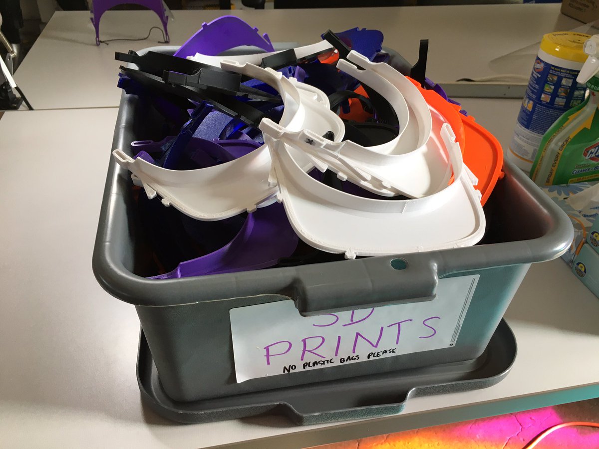 SchreiberEvan's tweet photo. HACK. CREATE. HELP. @KATUNews
PDX Hackerspace (@ctrlhpdx) in North Portland is crowdsourcing and creating face shields for front line medical workers during coronavirus pandemic. They’ve already donated 2,200 but NEED YOUR HELP to make more >> https://t.co/BI60lbD7kB https://t.co/f3rYioiRkm