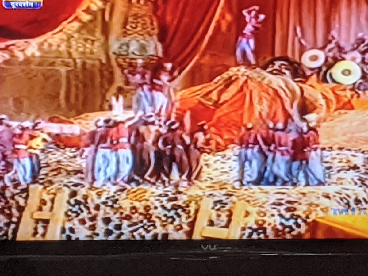 _vicharak_'s tweet photo. Dear Bollywood and Hollywood .
Plz stop copting out #Ramayan
#Kumbhkaran https://t.co/SzoogUH3Hk