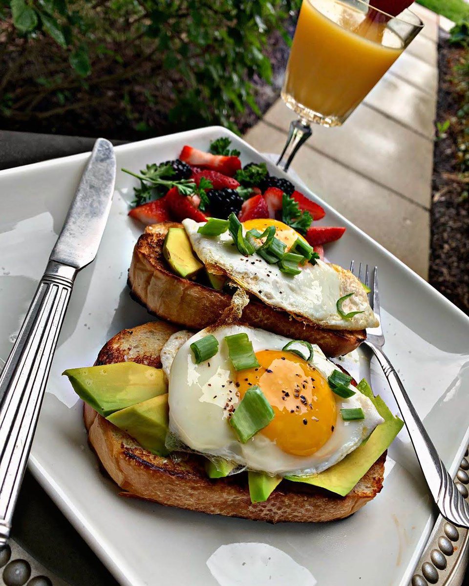 johnboscobrian's tweet image. Hello, follow up on my link for yoga, and keto food and low carb diets. 
youtu.be/P7mPvMDTAc4