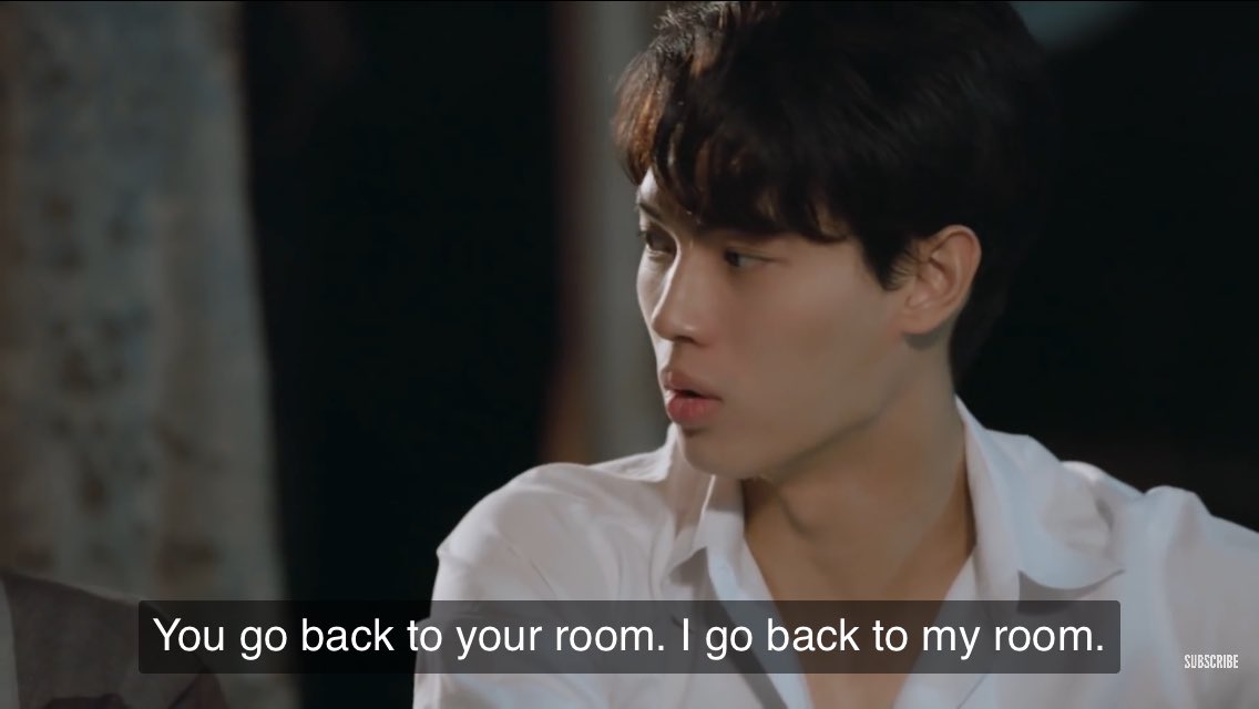 bbrightonly's tweet photo. Sarawat tried, but Sarawat failed. Still the cutest and funniest scene on the episode!!! 😗 #คั่นกูEP8
PS. I love you @bbrightvc, @winmetawin! #bbrightvc #winmetawin #StandWithBright #StandWithWin https://t.co/vfLxuzaIvJ