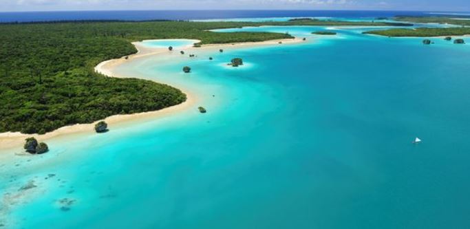 - La baie d'UpiLieu: Nouvelle Calédonie, Pacifique sud