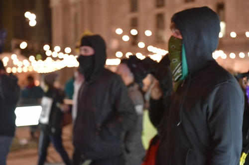 BloompNet's tweet image. Here&apos;s why it&apos;s the Left, not the Right, that&apos;s moving society ever closer to a #Fascist end. Let&apos;s stop throwing this label around and truly seek to understand what #Fascism really is.
#FascismSucks
bloomp.net/articles/the-c…