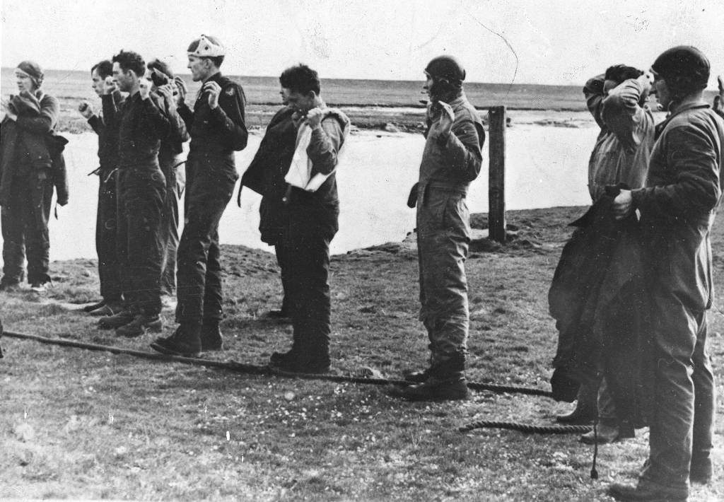 The story of Borkum was not a solitary case. It is estimated 350 Allied crew members were lynched in Germany. The result of a general mobilisation of hatred towards the enemy caused by Nazi retaliation-propaganda. 5/5