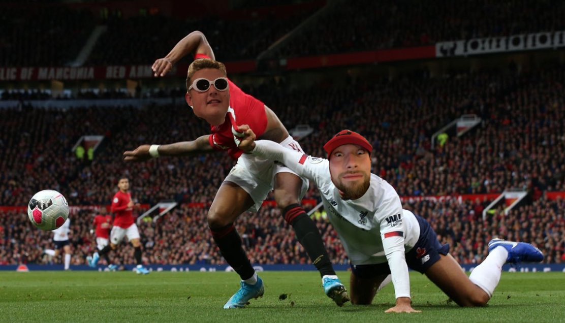 SamHunt1807's tweet photo. Thanks @bibby789 for the nomination. If your a football person join the challenge in posting a footy pic. Once nominated you have 24hrs to post a picture of yourself or donate £30.
I nominate @jack_renshaw @maudsley10 @Rhysyb79 @lewsmith123 @ABibby97 https://t.co/1yj5nfPl21