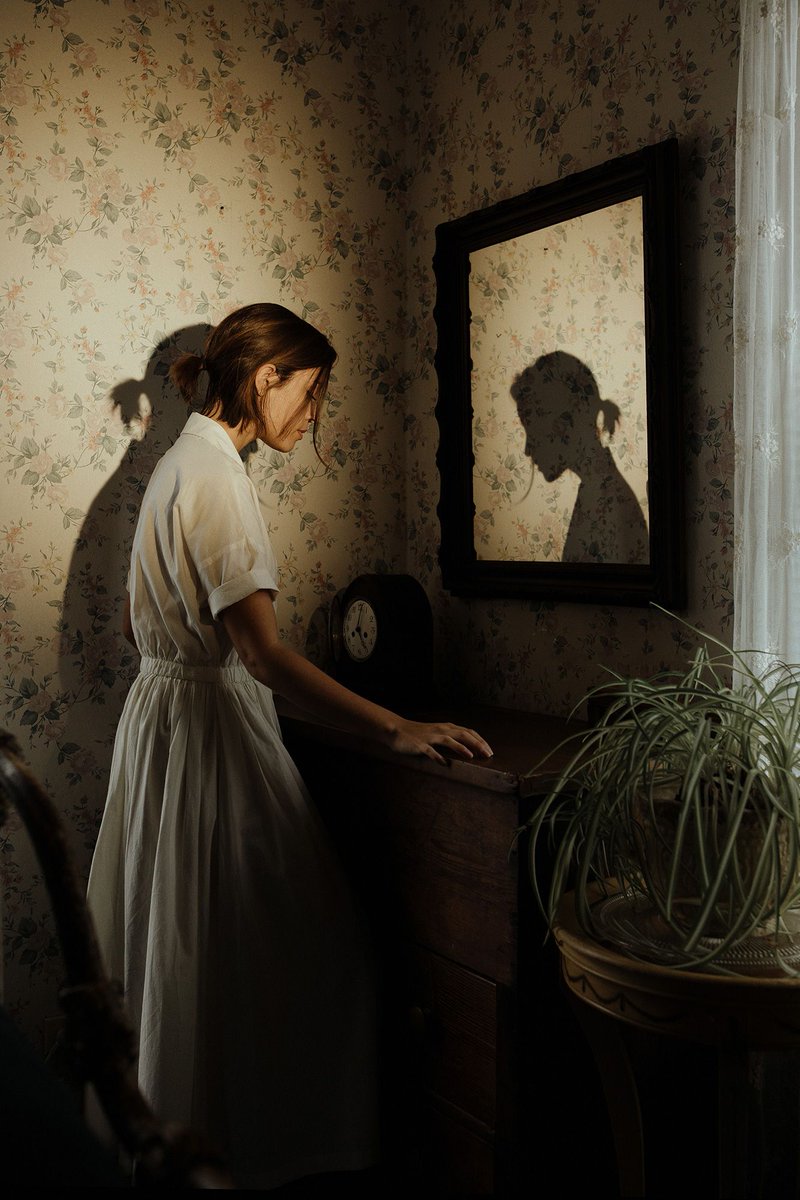 Co58Co58's tweet photo. "I saw all the mirrors on earth and none of
 them reflected me..."

 Jorge Luis Borges
 'The Aleph and Other Stories'

 –––––

 © Nirav Patel https://t.co/AZNgKzA7Jk