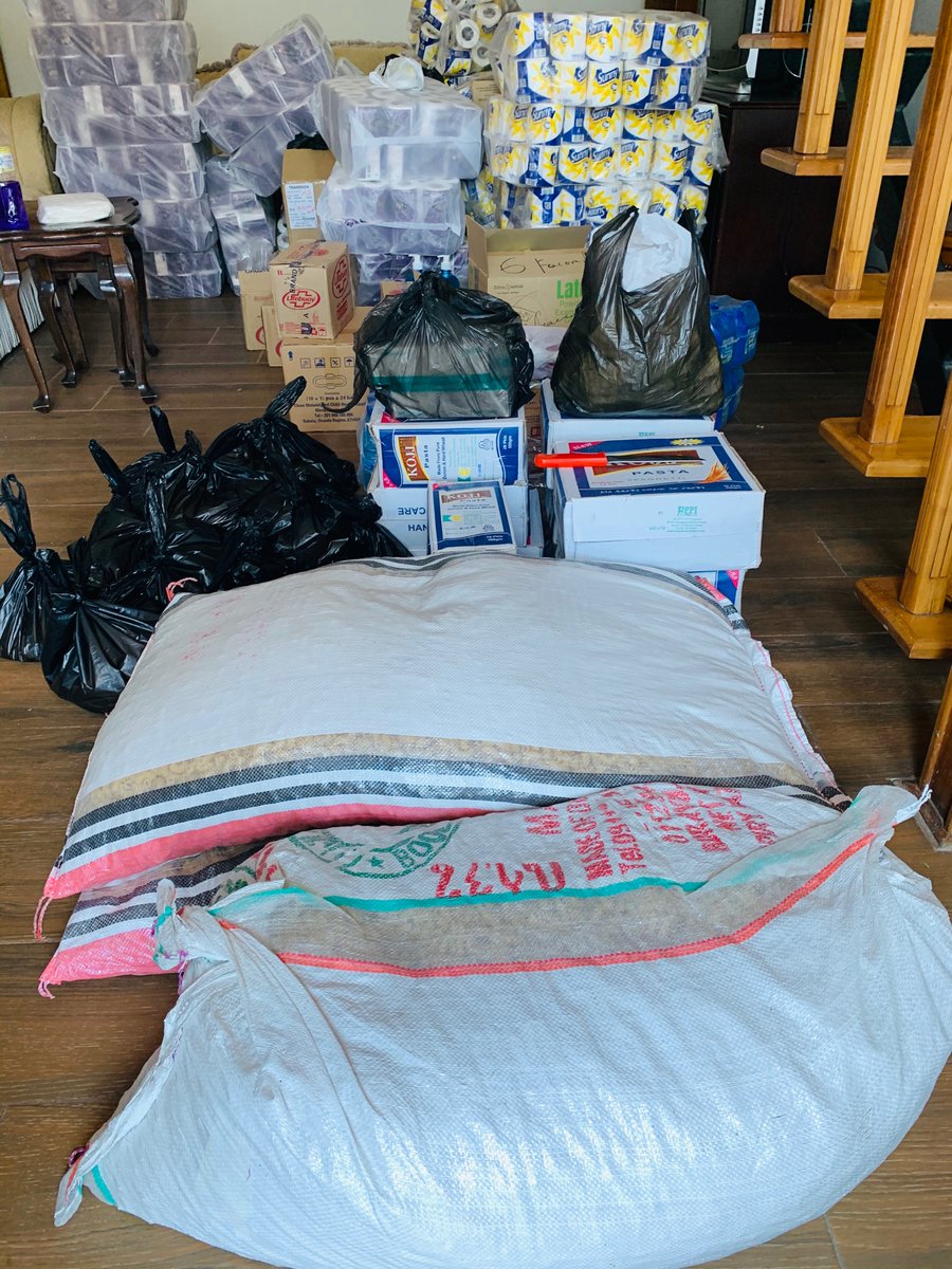 enku_stiphanos's tweet photo. Update: 
#lenesum collected these products this week. Thank you everyone that has donated and helped in any way. We are still collecting products for the next families so please keep on helping . 
#COVID19Ethiopia @aronsimeneh @Marthinolly @hannahjoyTV @fregenetgd @KalLakew https://t.co/oHeLf1Yjo5