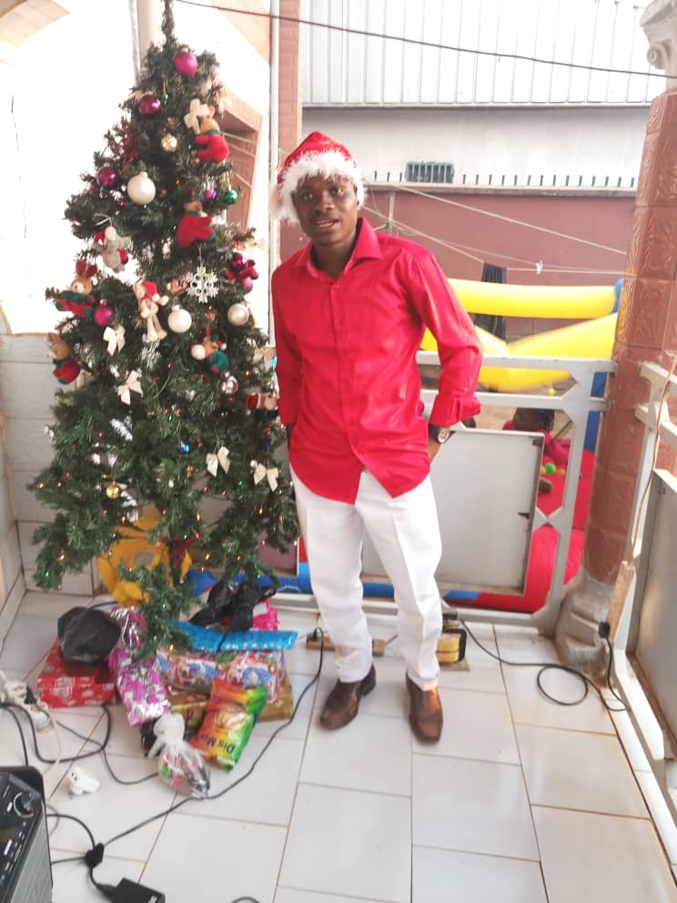 “By fighting, you never get enough – but by yielding, you get more than you expected.” – Dale Carnegie 
 
 Peace to all <a href="/youthconnektcm/">Youth Connekt Cameroon ®</a> <a href="/YouthConnektCV/">YouthConnekt Cabo Verde</a> <a href="/ManvofcamV/">Mandela Volunteers Foundation</a> <a href="/ArnaudKouamo/">C K A</a> <a href="/CCMN237/">CCMN</a>