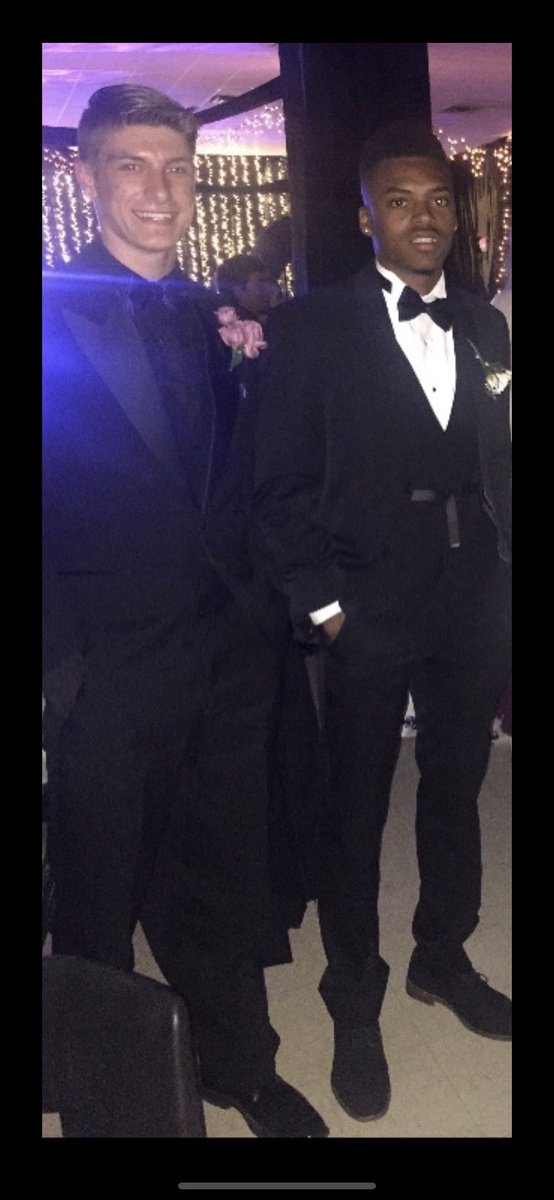 __JJsanders's tweet photo. Happy birthday family! It’s your day today. may each birthday be Better than your last💪 #EatorGet8 https://t.co/9ciroewxxx