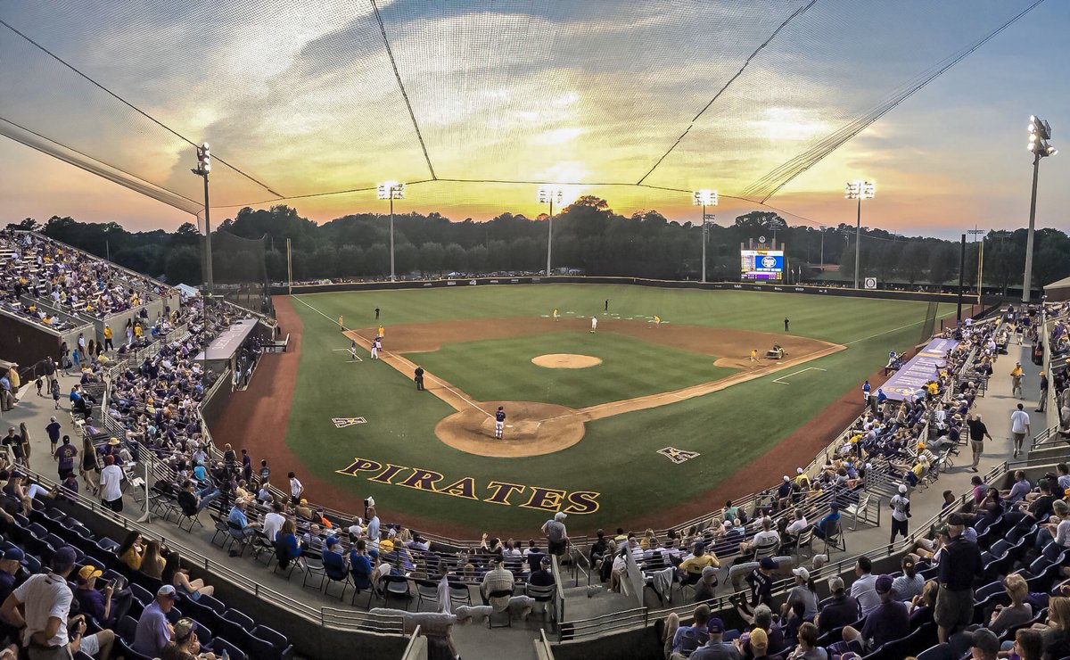 The Top 10 Stadium Atmospheres in College Baseball (2020) – CWS247
