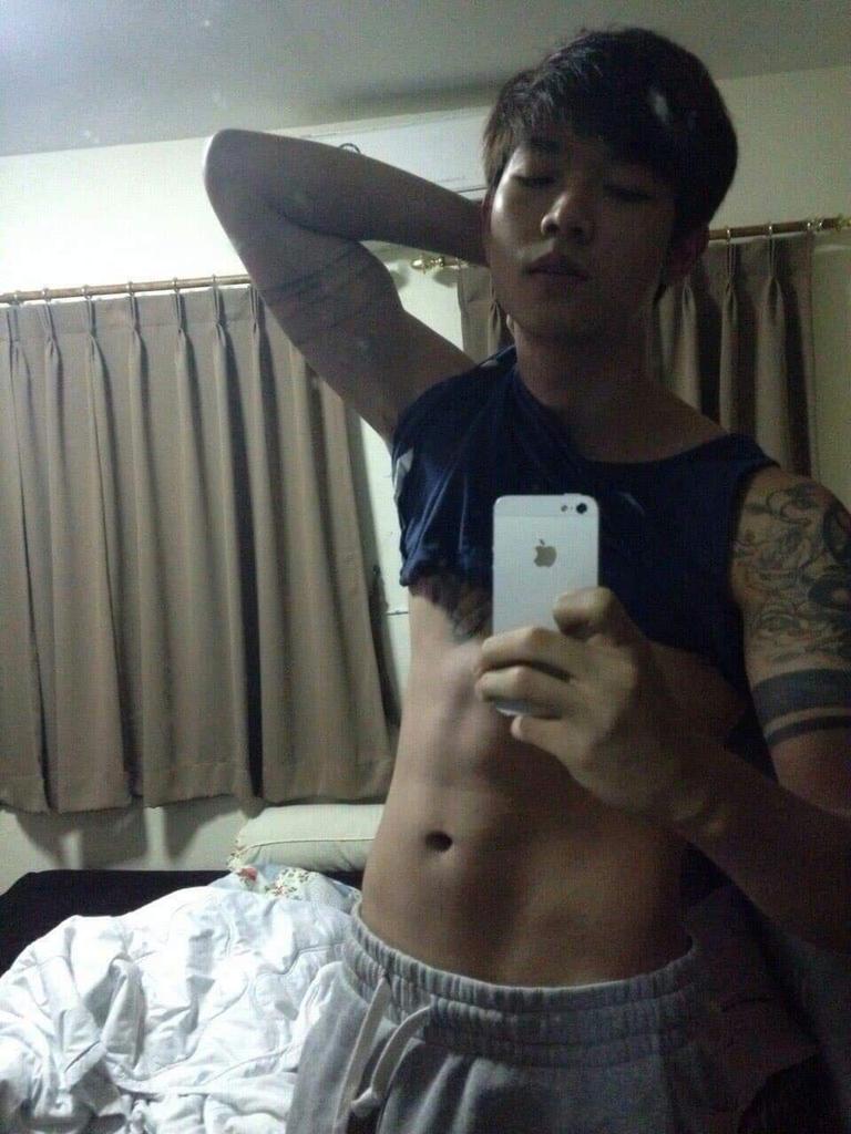khanin_sankham's tweet photo. สามีควยใหญ่ https://t.co/tsVIe9fsxZ