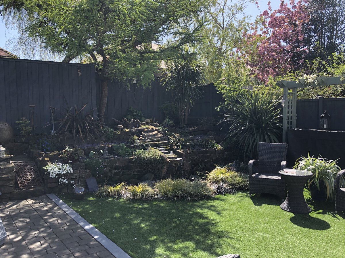 GinaGeeJay's tweet image. A peaceful moment in our garden...... 
🦋
#LockdownEaster