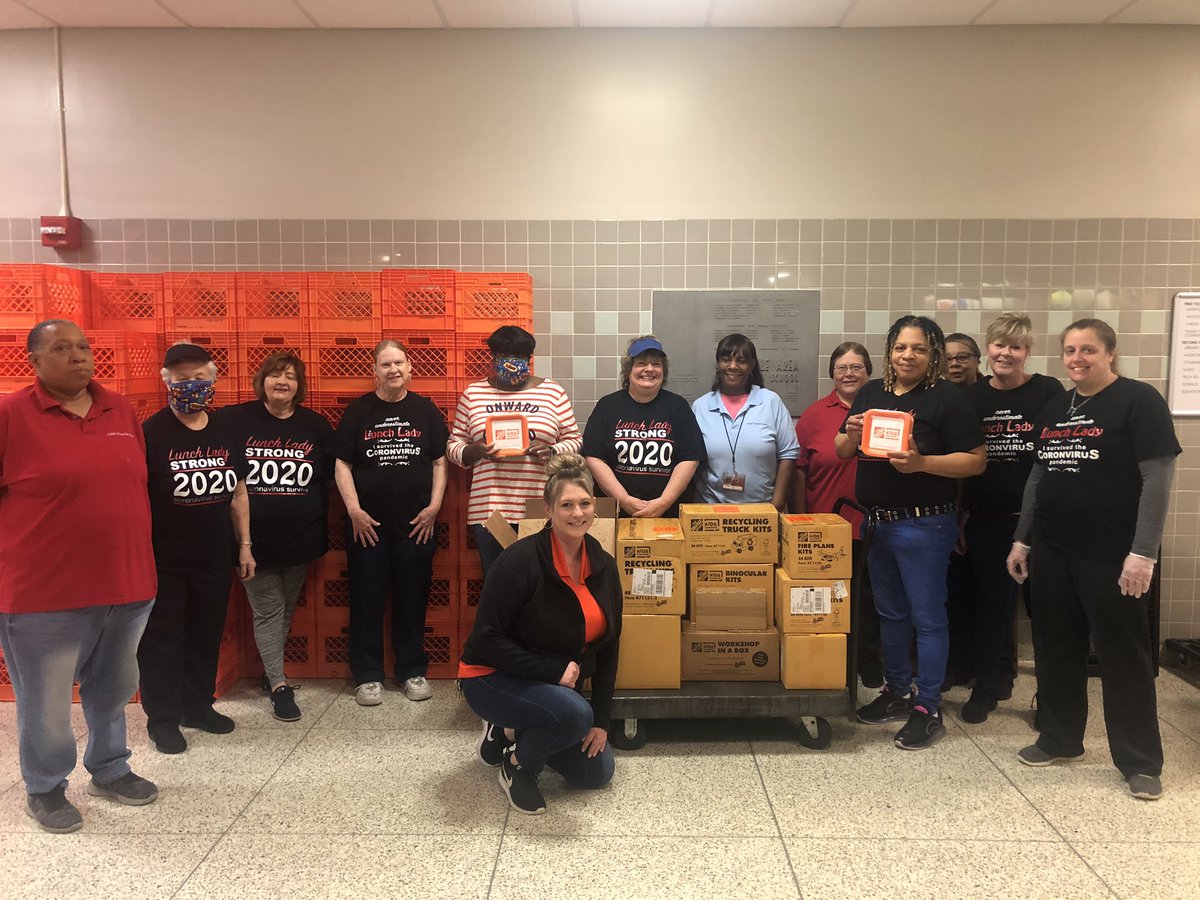 TaraElder1121's tweet photo. #thd8955 donated the kids workshop kits to Coatesville School District to give the kids a project to work on at home. I hope it brings joy to them all ❤️ @patrickave @alicegreaser @mcgarry_jr @lauren_s_angelo @Shane_Price2 @MattHensel8955 https://t.co/I0TFv0xrAS