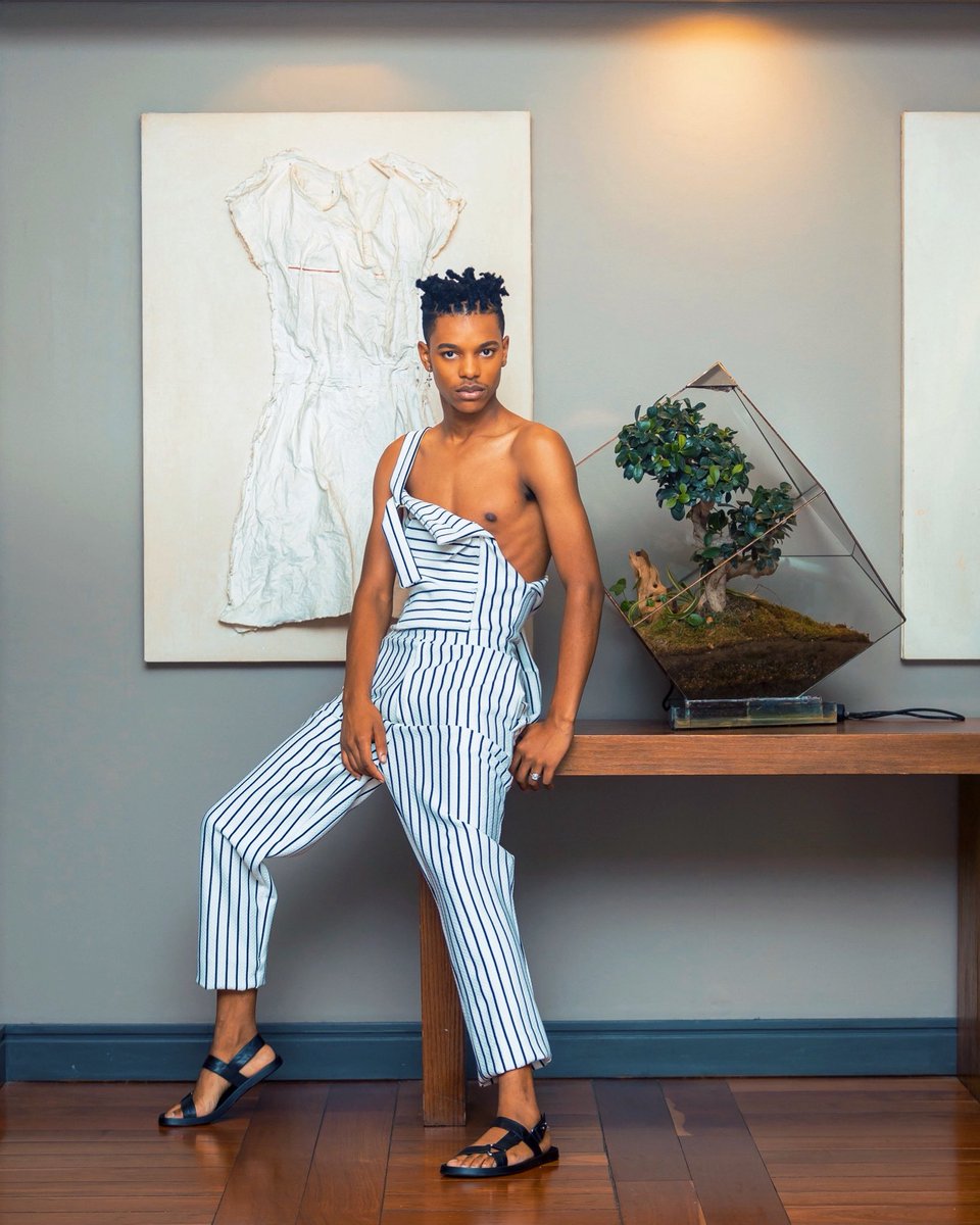 Quiteria14_'s tweet photo. @flashedbysanele 

HAIR @touch_by_angel 
Creative director and designer @lord_quiteria 
STYLIST @lord_quiteria
MUSE @mario_theoriginalhunty #newyorkcitylife  #fashionable #fashiondesigner #safashionweek #safashion #photography #style #runway #covid_19 #Covid_19 https://t.co/qftjBaPMnO