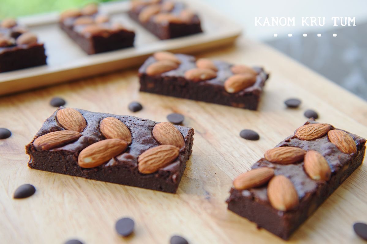 ขายบราวนี่ ขอ 15 รี ขอล้องงงง ขอ 15 รีนะเตง🥺 #กิจคิง
บราวนี่อร่อยมาก ยืนยันได้จากนายคิง บอกเรยราคาคนกันเอง แค่เตงกดรี 🥺