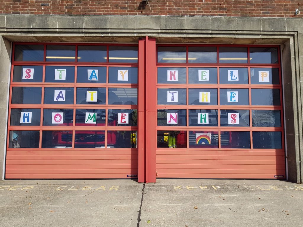 Chimney fire Battle. 72P1 from Battle and 76A1 from  @hastingsesfrs attended. Please remember fire safety in the home. And from everyone <a href="/BattleESFRS/">Battle Fire Station</a> please stay safe.