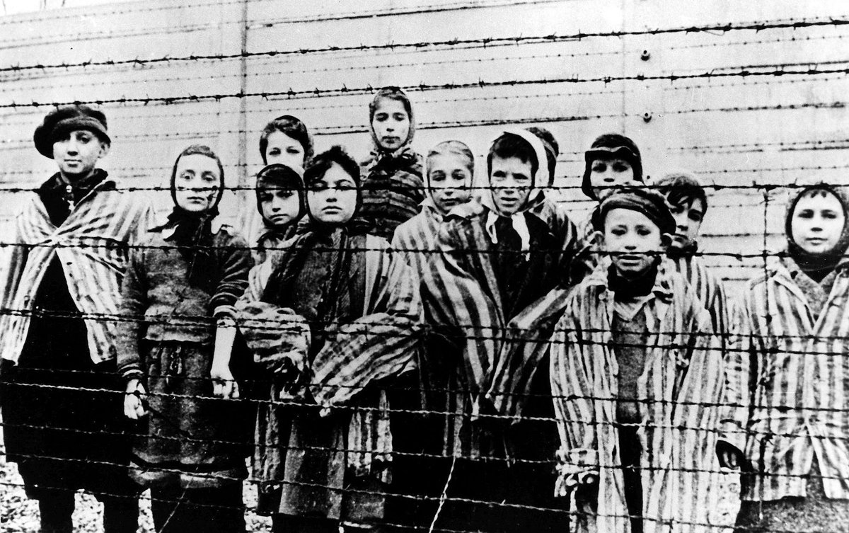 Justice_for_HK's tweet photo. Uyghur Concentration Camp
#China
#chinazi https://t.co/Qng6WPKxZC