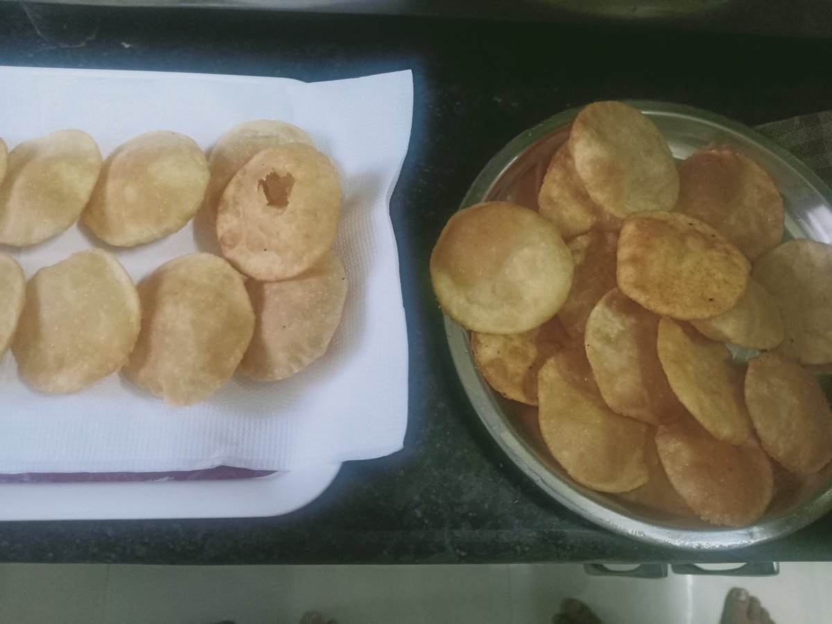 prreeti1's tweet image. My today&apos;s lockdown experiment at Home
#lockdownexperiment
#golgappe 
#dishattemptathome