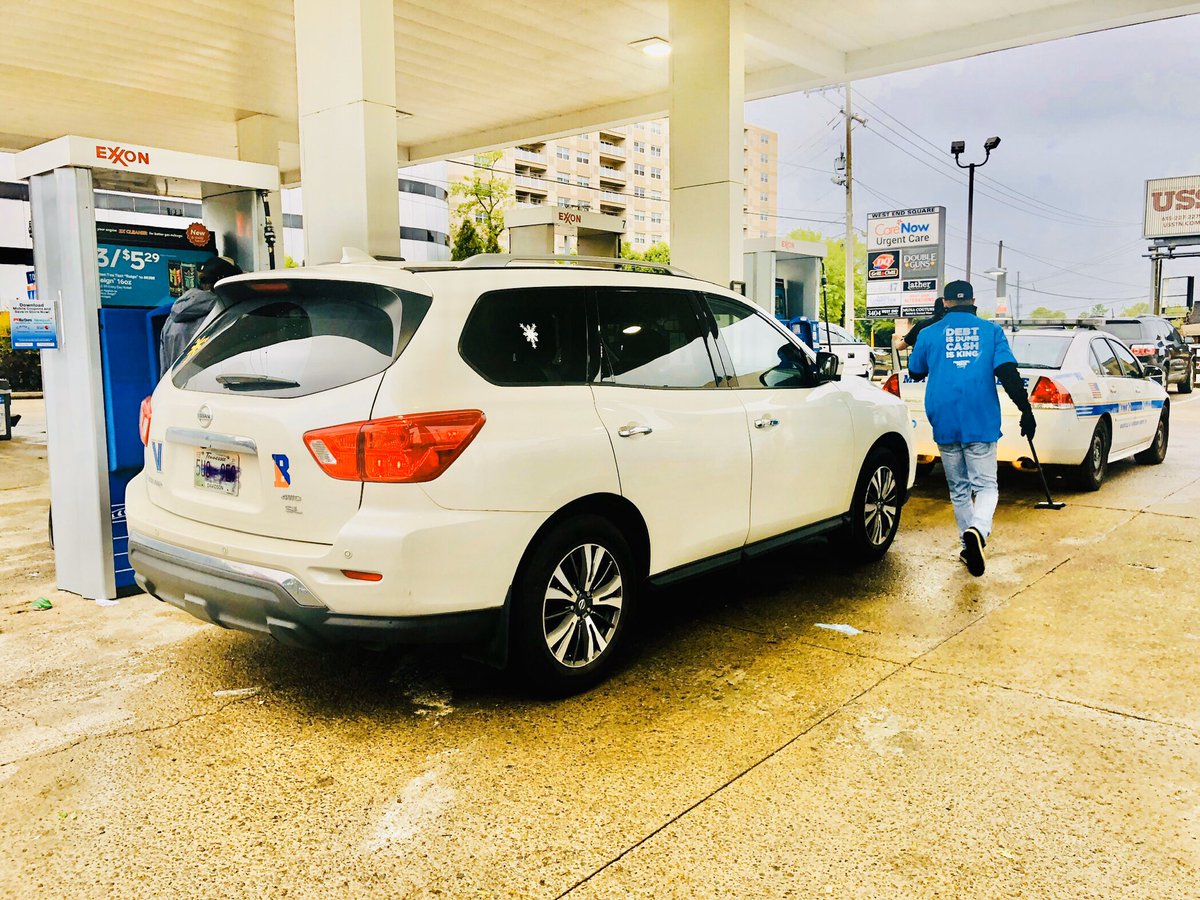 peteryanes's tweet photo. Grateful to be prayed and appreciated by many — like @DaveRamsey and his team. #freegasforhealthcareworkers https://t.co/tdZzf8CmFb