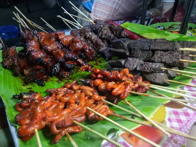 one direction as the ihaw-ihawsihaw-ihaws or inihaws are grilled delicacies such as barbecue, isaw, tengang daga, betamax, etc.