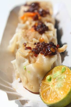 niall horan as siomai originally from china, siomai are little steamed dumplings filled with minced meat and vegetables. they are served up on the street in little trays with a choice of different sauces.