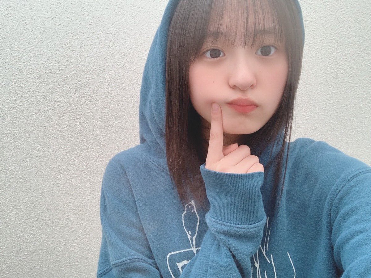 さくちゃんのブログきてた！ 個人的に眼鏡かけた舌出しさくてゃーが