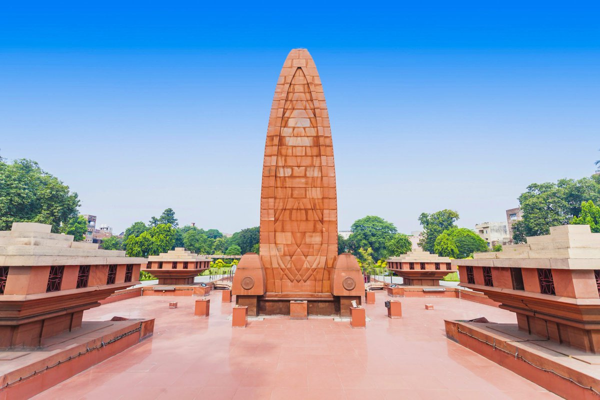perfectagratour's tweet photo. Jallianwala Bagh, Amritsar; On 13th April 1919, this park has witnessed the mass execution of unarmed Indian civilians as ordered by then Brigadier General Dyer. 

#PerfectAgraTours #JallianwalaBagh #JallianwalabaghMassacre #IndianHistory #Daysof1919 #DarkDay #BritishRuleInIndia https://t.co/iRDJKRU34e