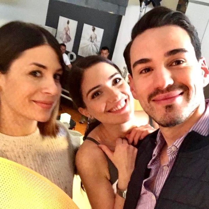 Ellos te desean un gran inicio de semana. Comenta con una 😀 Y no olvides que los capítulos completos de #OperacionPacifico te esperan en el link 👉telemundo.app.link/VbeAlbP9H3