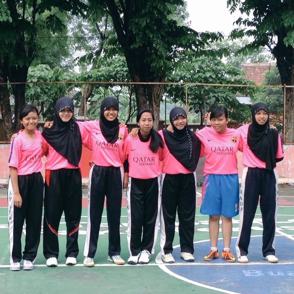 MIA5SMADA50's tweet photo. Kebanggaan pada masa nya 💐 #pinkredibleteam https://t.co/rXujYMWDpV