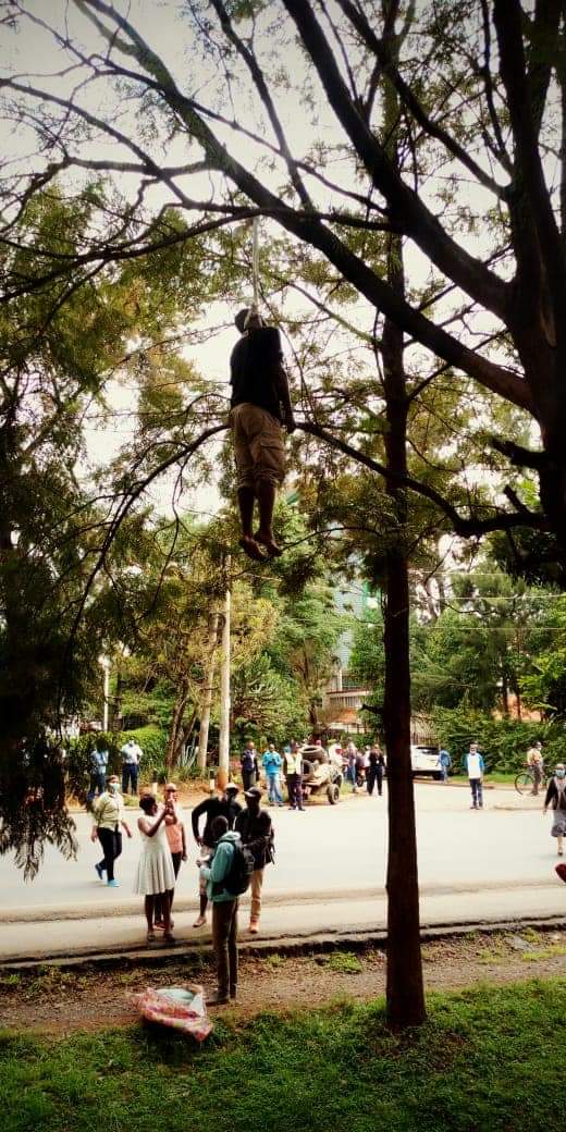 Too_Canadian_'s tweet photo. Apr 13: Just learnt of an #LGBTQ @Refugees who committed suicide outside @UNHCR_Kenya offices this morng. Had protection concerns, but instead was chased away, &amp; is said to have been physically harrassed by @PoliceKE &amp; @G4S kenya prior, out of frustration, he ended his life
@hrw https://t.co/FpaZC0iLMr
