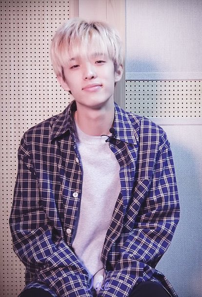 your camera roll if Park Jaehyung was your boyfriend, a thread #Day6  #Jae  #eaj  #제이  #데이식스  @Jae_Day6  @day6official