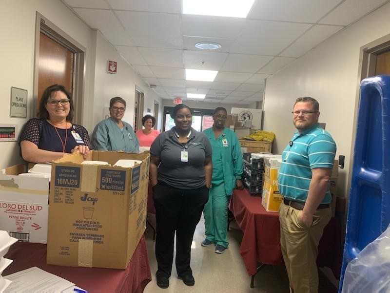 BASFLouisiana's tweet photo. In a gesture of gratitude for putting their safety on the line every day in the fight against COVID-19, BASF’s site in Geismar provided lunch to the hard-working men &amp; women at @ololhealth in Ascension on Friday. Thank you @CarliCo_Cafe and John MIcahel’s Good Eats for the food. https://t.co/mphLIyl5Ax