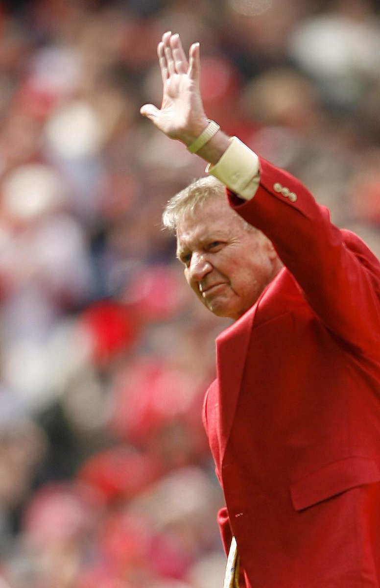 SportsRadioWIP's tweet photo. 11 years ago, we lost a legend. We miss you, HK. ❤️

(📸: USA TODAY Sports) https://t.co/4sODN47x0l