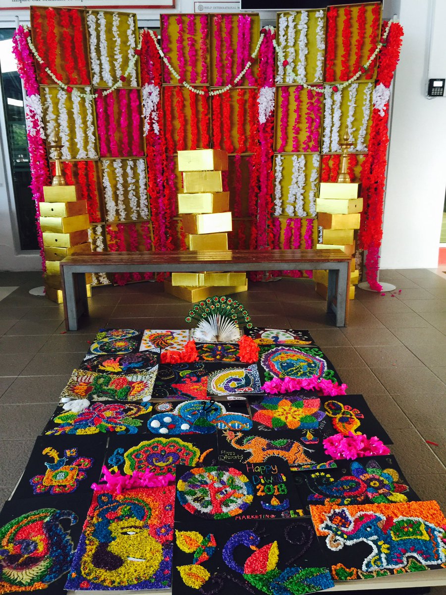 phriyashini's tweet photo. My passion towards arts always drive me to think 🤔 out of the box. But this time I use the box itself to bring out the colours of #diwali. #Throwback #diwalicelebration2018 #HIS https://t.co/IqSIqZAZvX