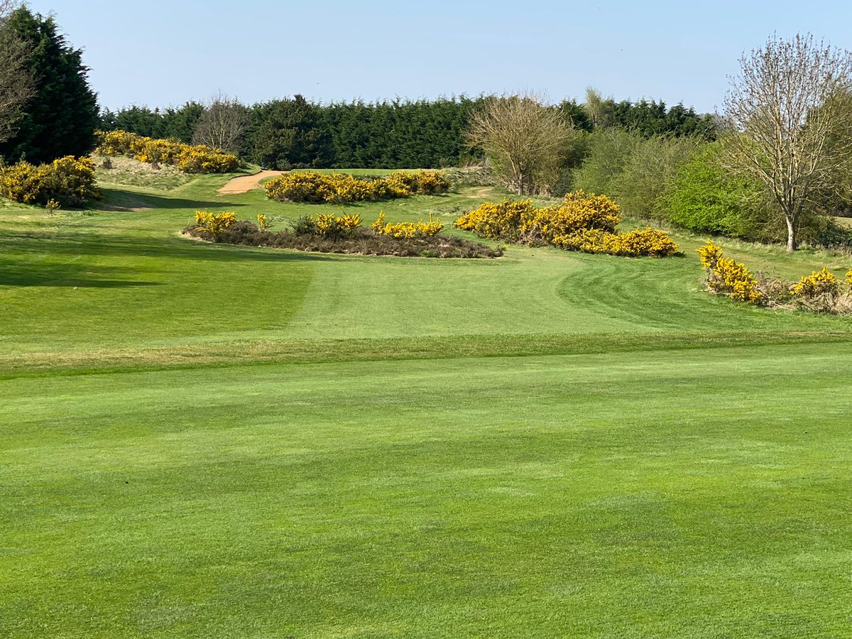 WorfieldGolfClub tweet media