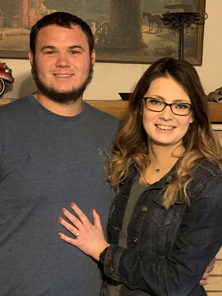 sydridgel00's tweet photo. Happy Easter from the soon to be Ridgels ❤️ #ifcoronaalows #october242020 https://t.co/xjnclAeObP